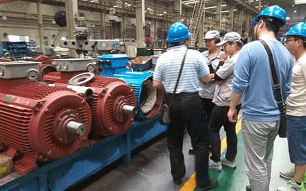 西安泰富西瑪電機開展安全月安全生產大檢查。
