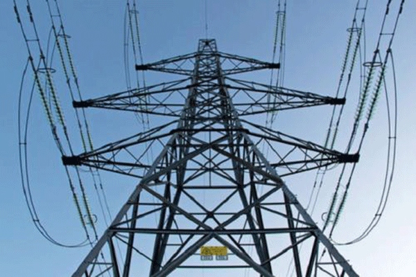 YRKK高壓電機必須承受多大的電壓？