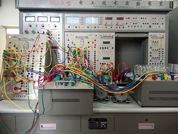三相異步電動機有哪些電氣保護措施？