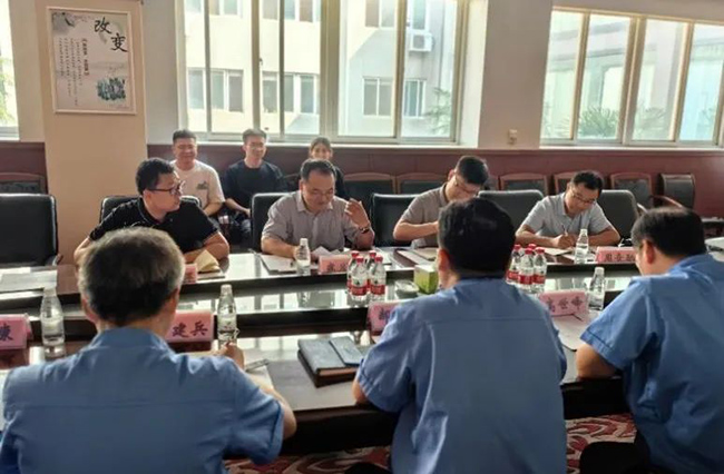 電控學院與西安泰富西瑪電機有限公司舉行產學研簽約暨授牌儀式 電控學院與西安泰富西瑪電機有限公司舉行產學研簽約暨授牌儀式